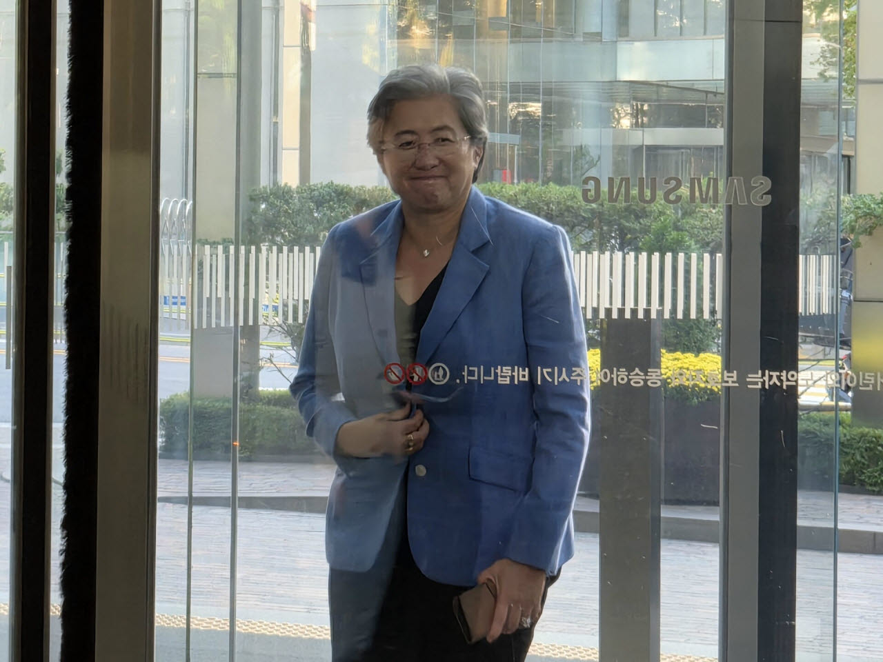 리사 수 AMD 회장 겸 최고경영자(CEO)가 7일 오후 삼성전자 경영진과의 회동을 위해 서울 서초구 삼성전자 서초사옥에 들어서고 있다. (사진=송재민 기자)