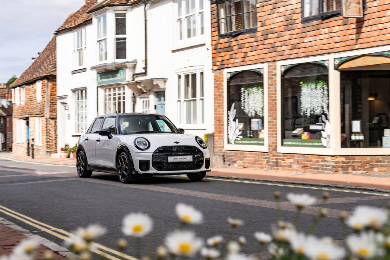 MINI ‘JCW 팩’. (사진=MINI코리아)