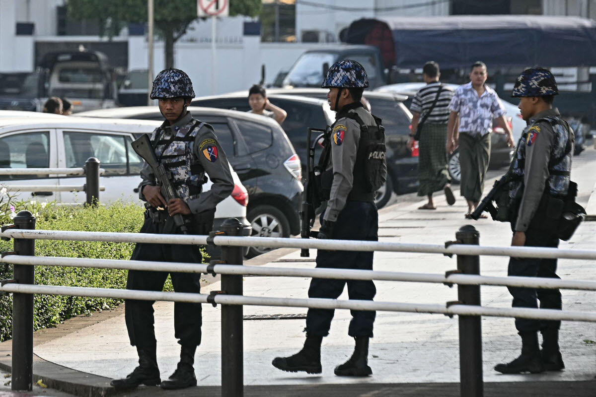 미얀마 경찰. (사진=AFP연합뉴스)