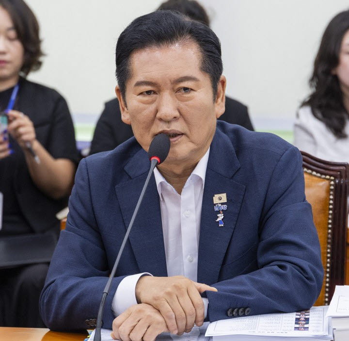 정청래 더불어민주당 의원(사진=연합뉴스)
