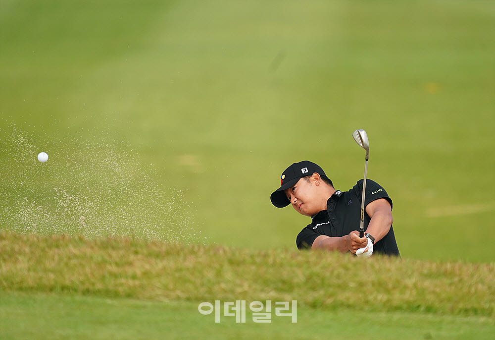 [포토] 최승빈, 그린사이드 벙커 탈출