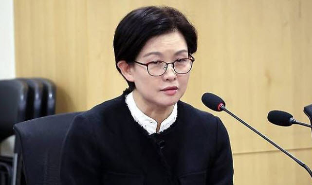 주연 홈플러스 대표가 9일 국회 의원회관에서 열린 민주당 을지로위원회 주최 '홈플러스 회생을 위한 MBK파트너스-메리츠 경영진 간담회'에서 발언하고 있다. (사진=연합뉴스)