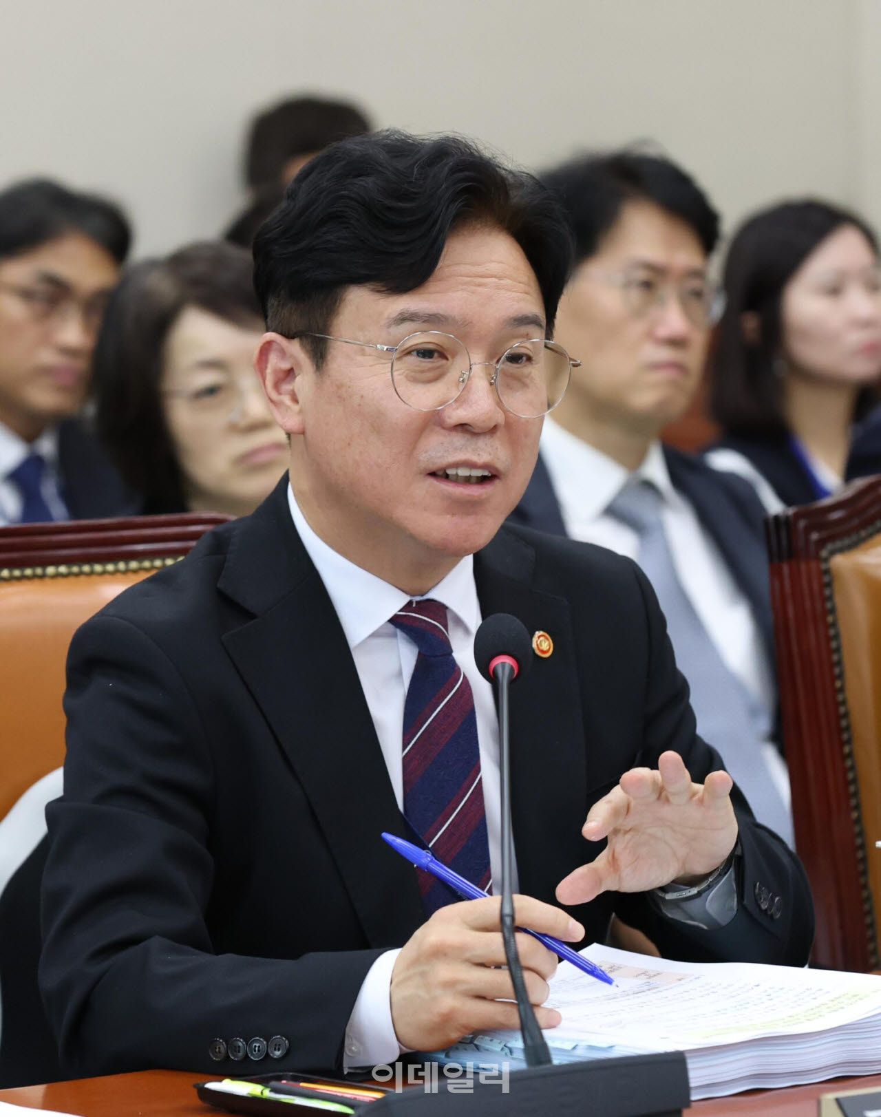 [포토]국정감사, '답변하는 김영훈 장관'
