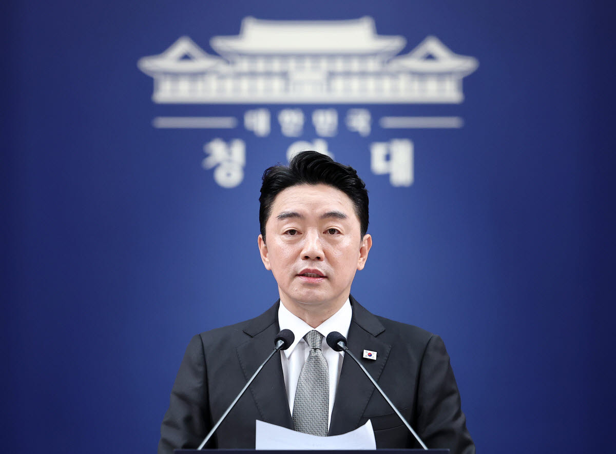 강훈식 비서실장 (사진=연합뉴스)