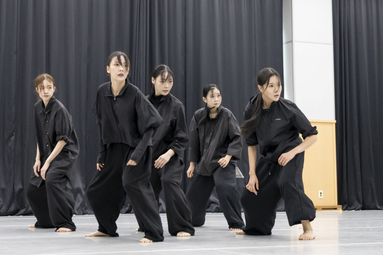 선승훈 안무가의 '카운트' 시연 장면 (사진=국립극장)