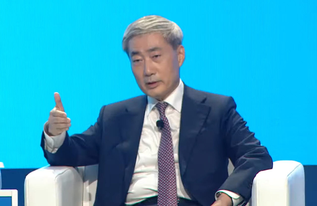 국제통화기금(IMF) 연차총회를 계기로 태국 방콕을 방문한 신현송 한국은행 총재가 지난 13일 ‘총재와의 대화(Governor Talks)’ 세션에 참석해 발언하고 있다. (사진= 생중계 화면 캡처)