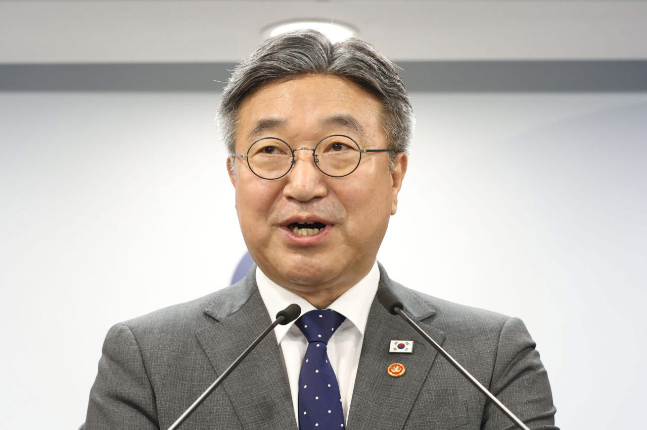 윤호중 행정안전부 장관