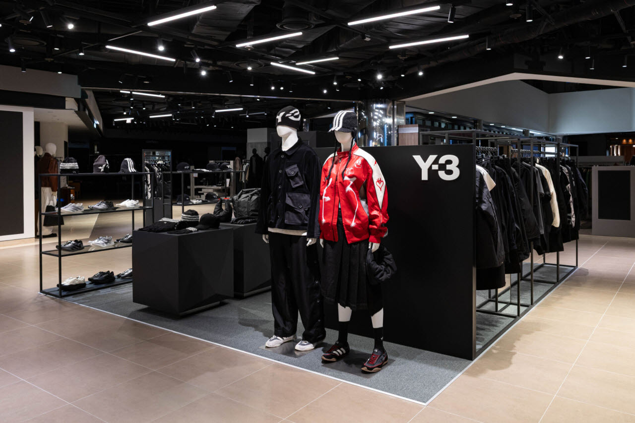 Y-3 부산 신세계백화점 센텀시티점 팝업 현장 (사진=무신사)