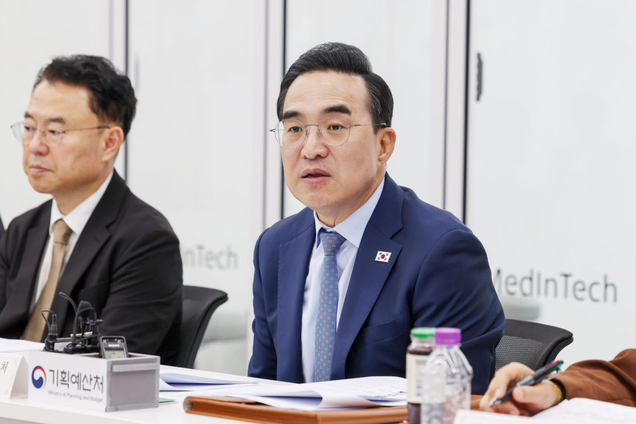 박홍근 기획예산처 장관이 19일 서울 종로구 메디인테크에서 열린 민간 일자리 확대를 위한 현장 간담회에서 발언하고 있다. (사진=기획예산처)