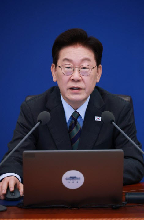 이재명 대통령이 20일 청와대에서 열린 국무회의에서 발언하고 있다.(사진=연합뉴스)