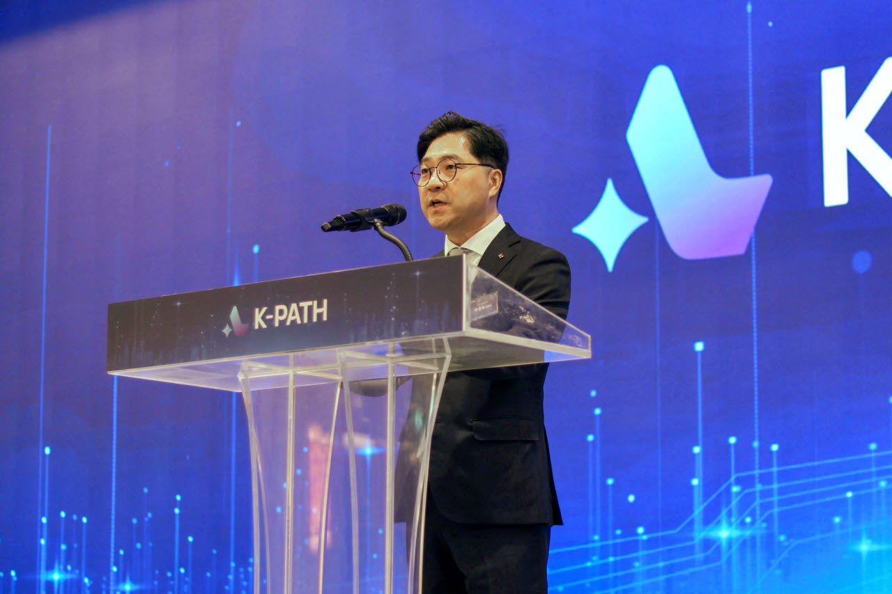 KT AX사업부문장 박상원 전무가 행사에서 인사말을 하고 있다(사진=KT)