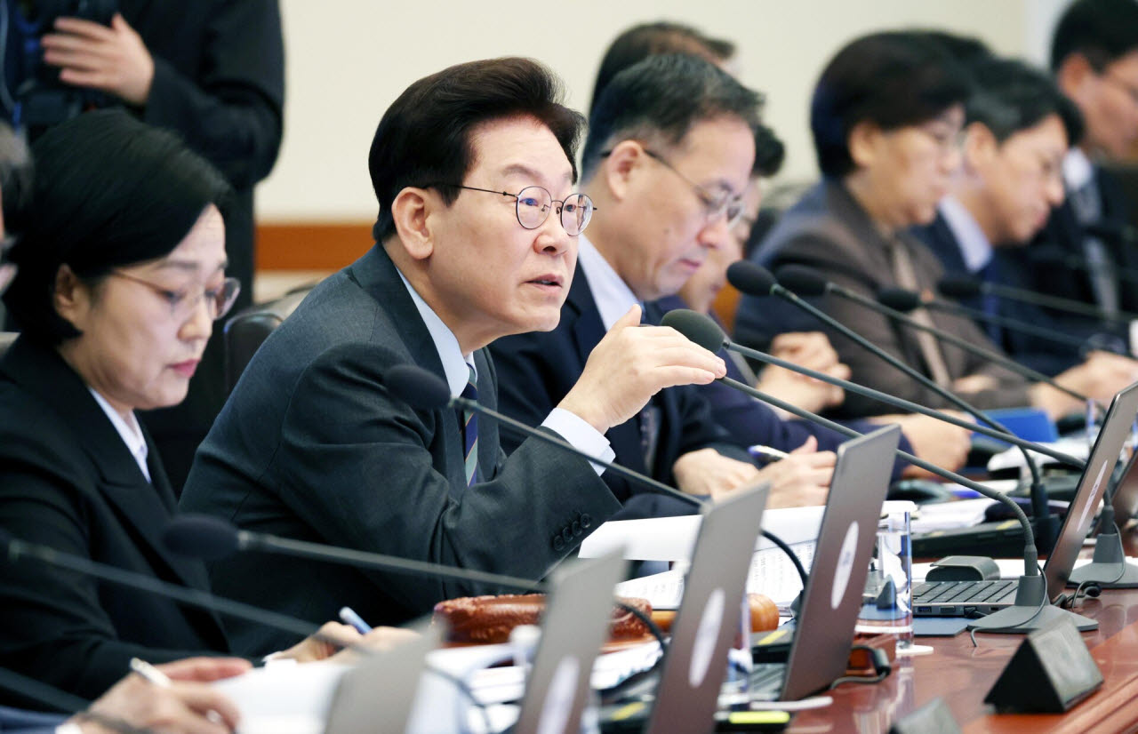 이재명 대통령이 20일 청와대에서 열린 국무회의에서 발언하고 있다.(사진=뉴시스)