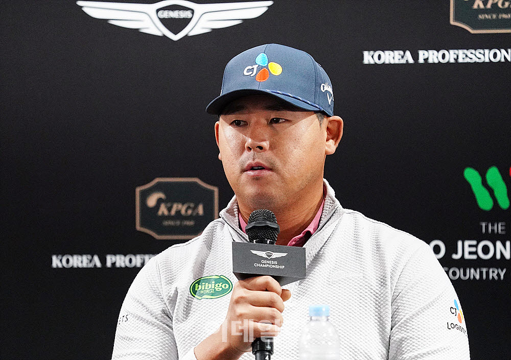 김시우가 제네시스 챔피언십 기자회견에서 질문에 답하고 있다. (사진=이데일리 골프in 김상민 기자)