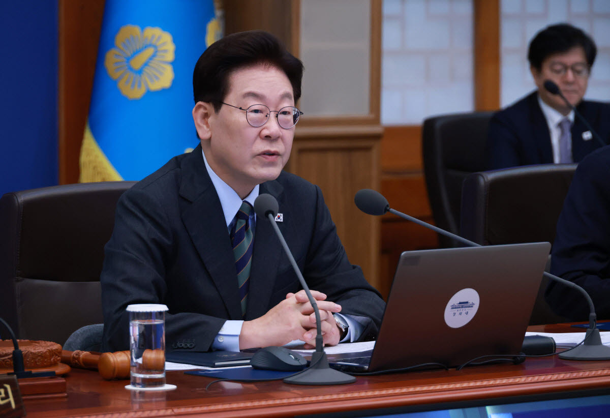 이재명 대통령이 20일 청와대에서 열린 국무회의에서 발언하고 있다. (사진=연합뉴스)