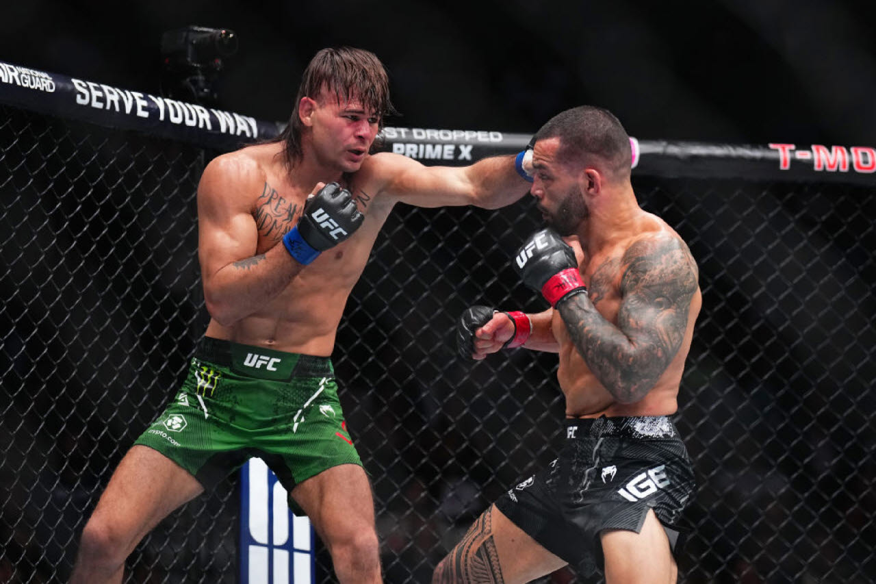 디에고 로페스(왼쪽). 사진=UFC