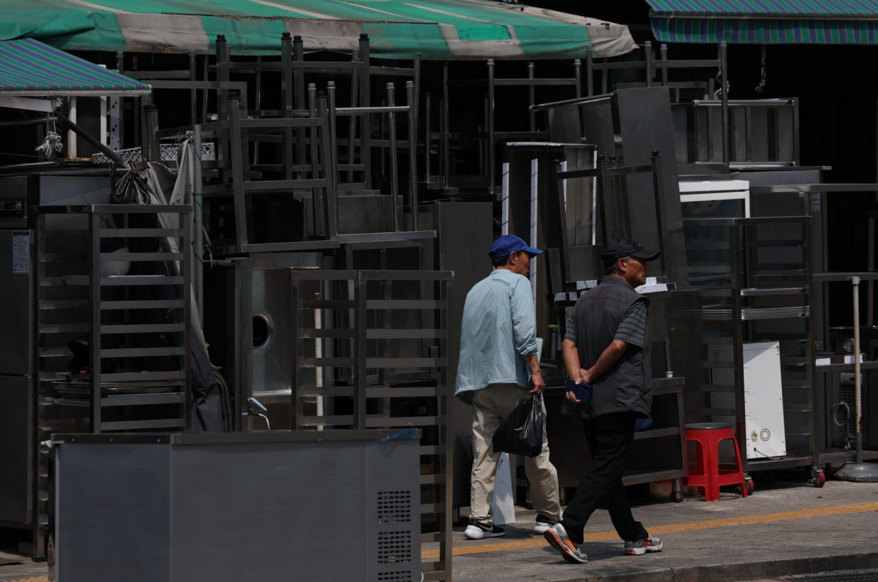 지난 6월 서울 중구 황학동 주방거리의 매장.(사진=연합뉴스)