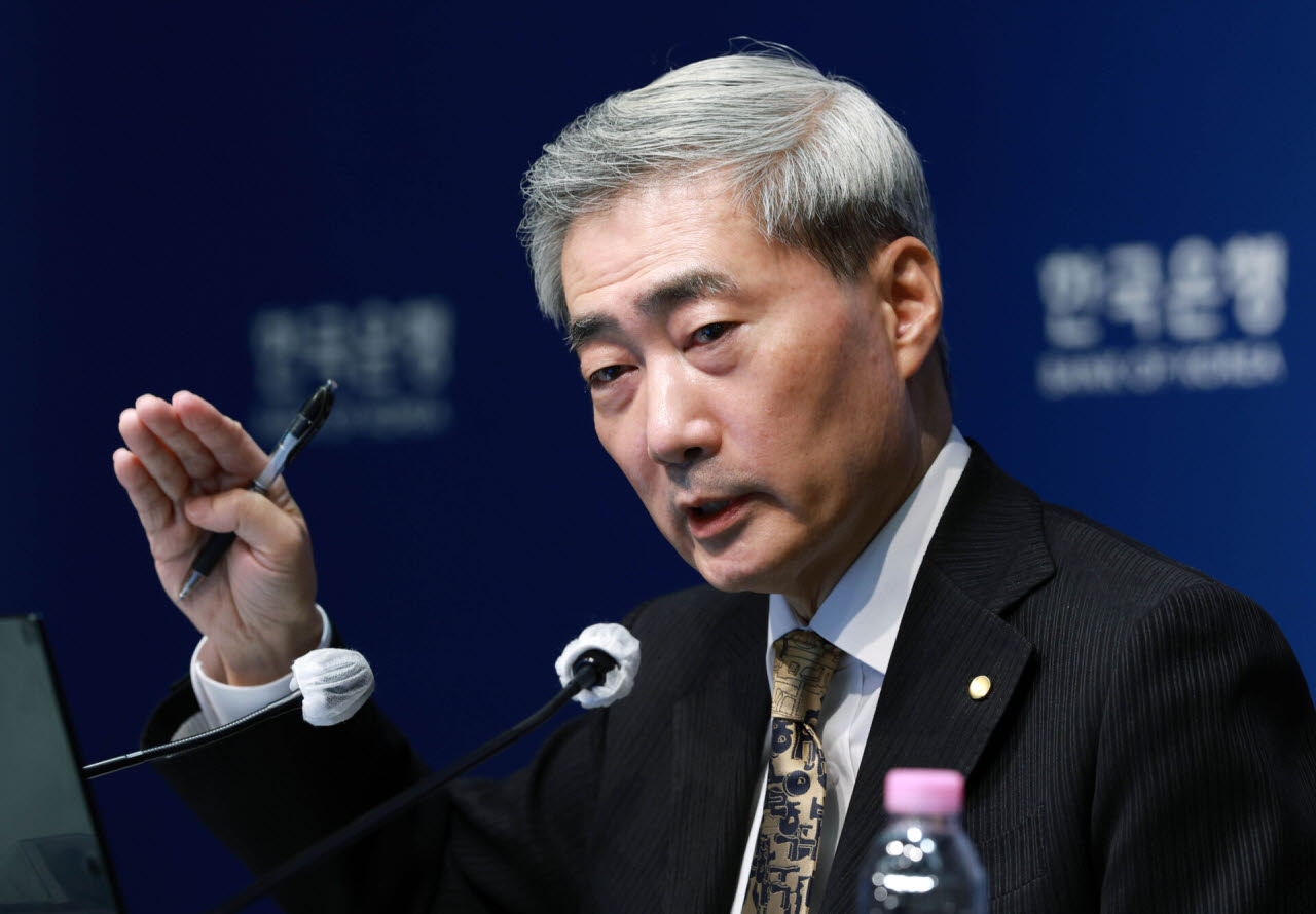 신현송 한국은행 총재가 22일 서울 중구 한국은행에서 열린 통화정책방향 기자간담회에서 질문에 답하고 있다. (사진= 공동취재단)