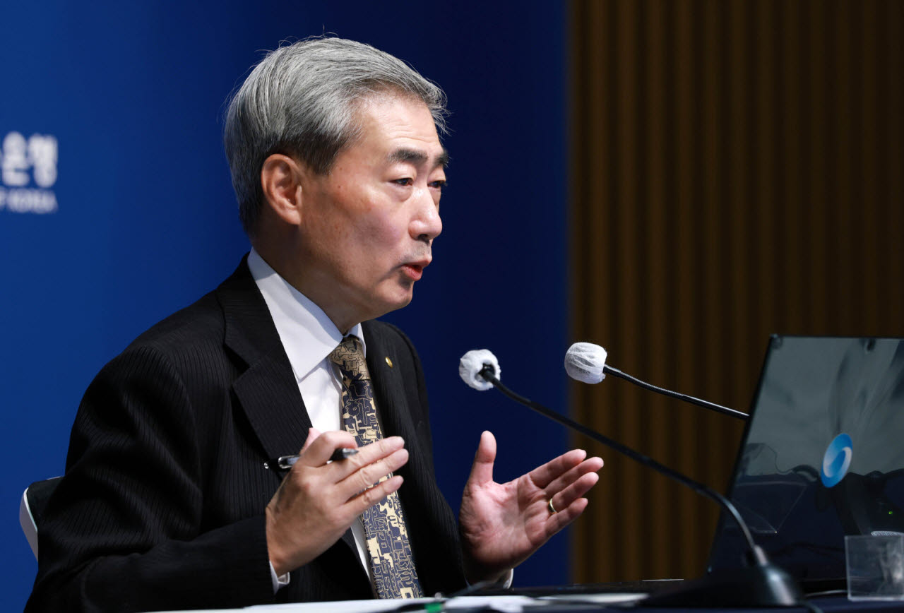 신현송 한국은행 총재가 22일 서울 중구 한국은행에서 열린 통화정책방향 기자간담회에서 질문에 답하고 있다. (사진= 공동취재단)
