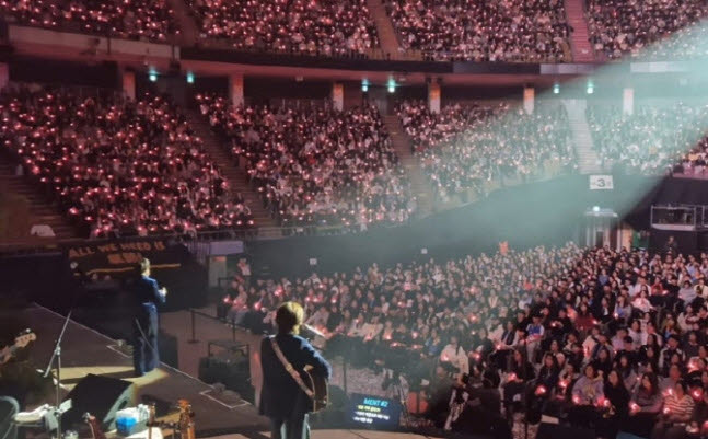 잔나비 콘서트 전경.(사진=페포니뮤직, SNS)