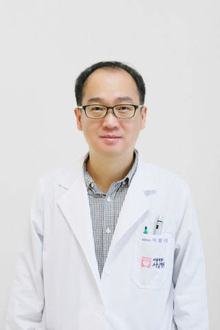 [전문의 칼럼] 야외활동 뒤 발열, 감기 아닌 가을철 열성질환 의심해야