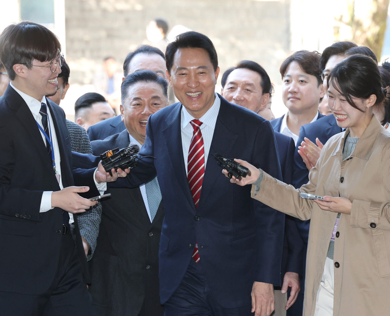 오세훈 서울시장이 23일 서울 서초구 서울고법에서 열린 '명태균 여론조사 대납 의혹 사건' 항소심 선고공판에 출석하고 있다. (사진=뉴시스)