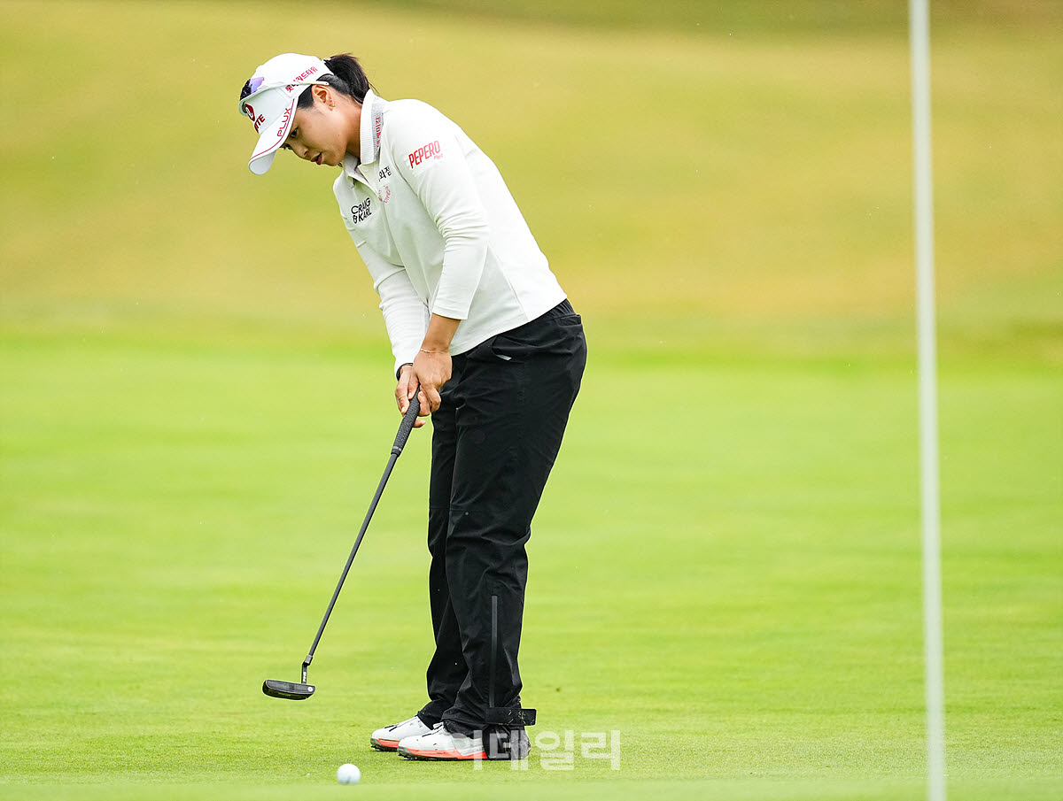 [포토]최혜진,버디 퍼트 들어가라