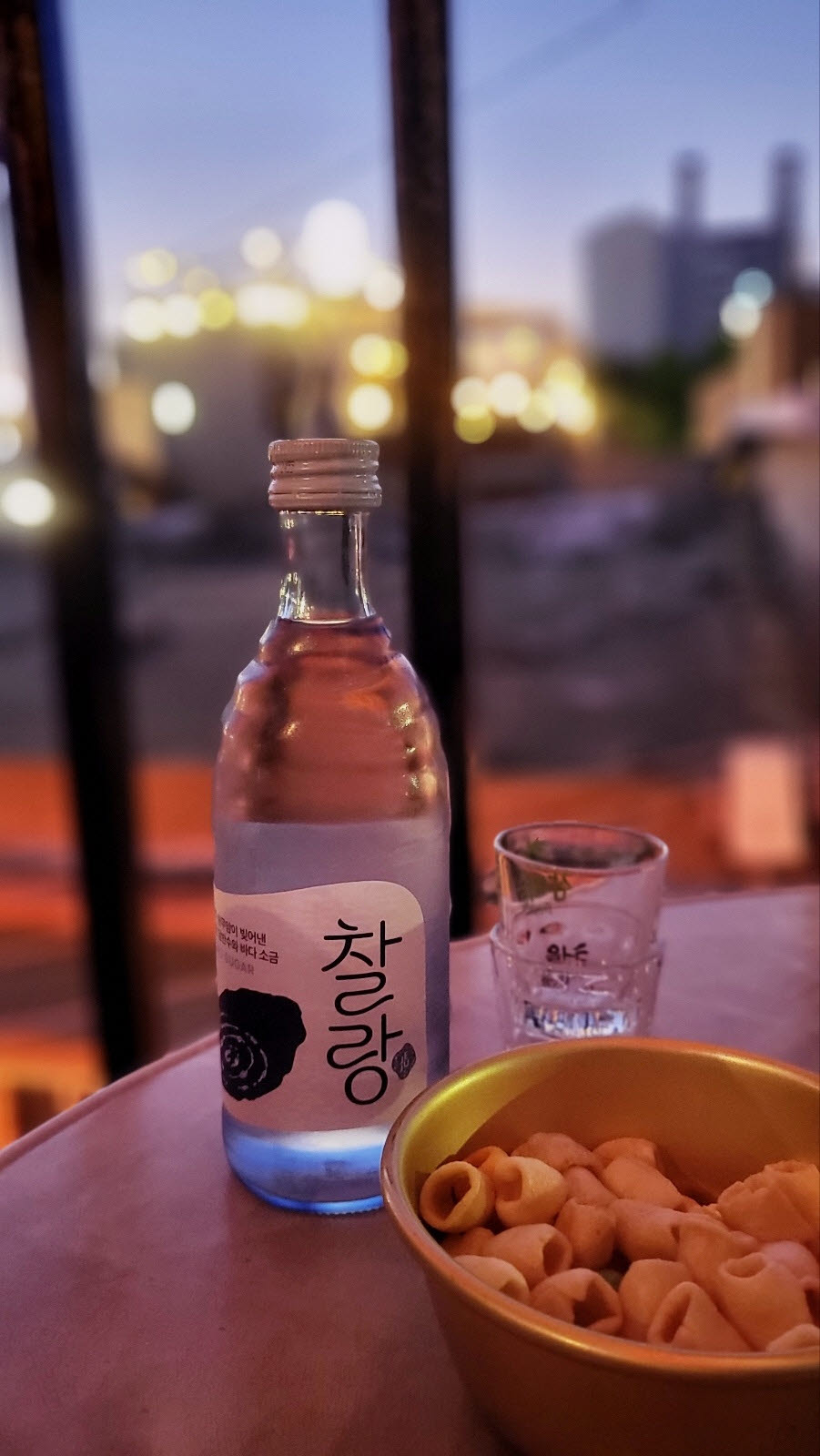 테슬라 맞선 ‘카스랑’…오비맥주 첫 소주 ‘찰랑’ 통할까