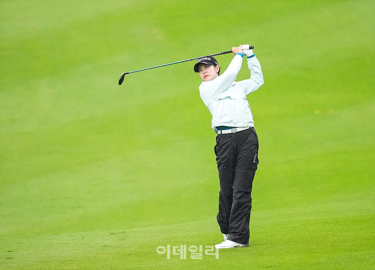 [포토]박민지,버디 향해 날린다