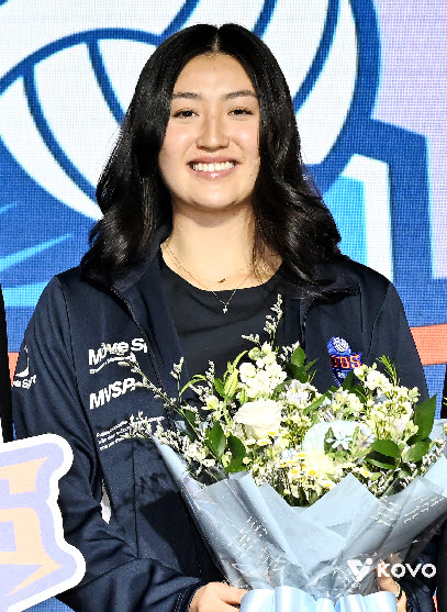 프로배구 V리그 여자부 신인드래프트에서 전체 1순위로 IBK기업은행에 지명된 재미교포 오드리 박. 사진=KOVO