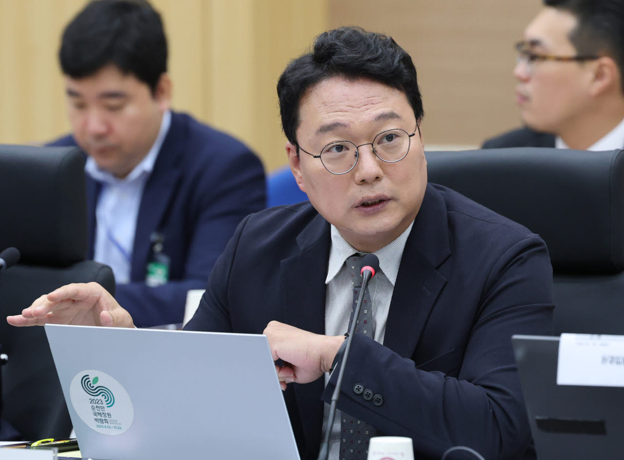 천하람 개혁신당 위원이 지난 12일 정부대전청사 병무청에서 열린 국회 국방위원회 국정감사에서 질의하고 있다. (사진=뉴스1)