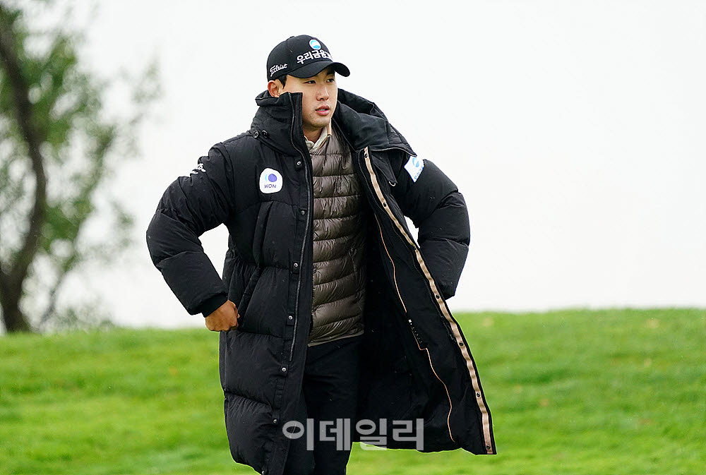[포토] 조우영, 으 춥다