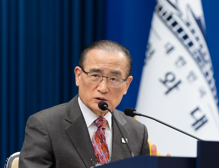 위성락 국가안보실장이 30일 청와대 기자회견장에서 현안 관련 브리핑을 하고 있다. (사진=연합뉴스)