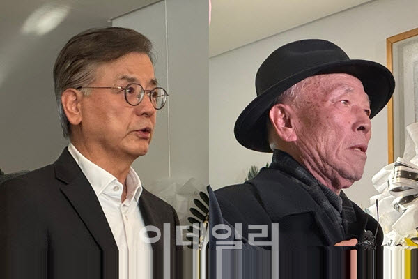배우 강석우(왼쪽)와 임현식이 30일 서울 송파구 서울아산병원 장례식장에 마련된 배우 고 최불암의 빈소를 찾아 추모하고 있다.(사진=최희재 기자)