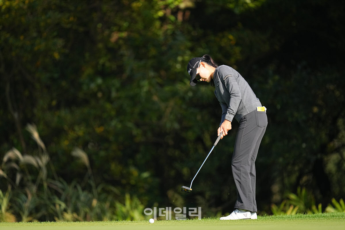 [포토]최예본,첫 홀 버디 도전
