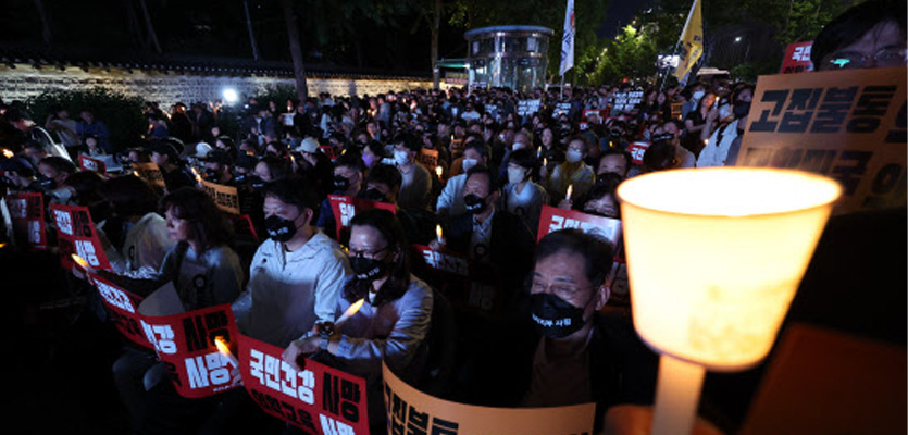 "6월부터 큰 싸움" 촛불 든 의사들, 총력 투쟁 예고…시민들 '냉소' (종합)