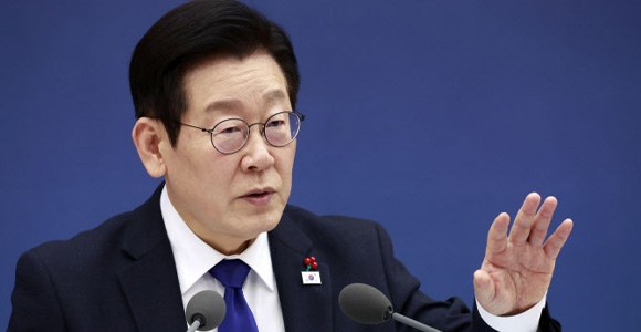이재명 “탈모도 생존 문제” 발언에…복지부, "건보 적용 검토"