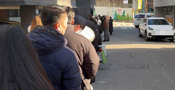 '두쫀쿠' 열풍도 시들…자영업자들, "악성 재고"에 한숨