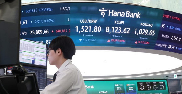 천당보다 지옥 간 종목이 더 많았다…8천피 속 '양극화'