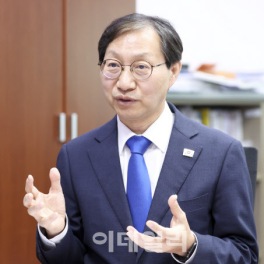 "국민연금 수익률 개선 절실…채권 줄이고 대체 늘려야"