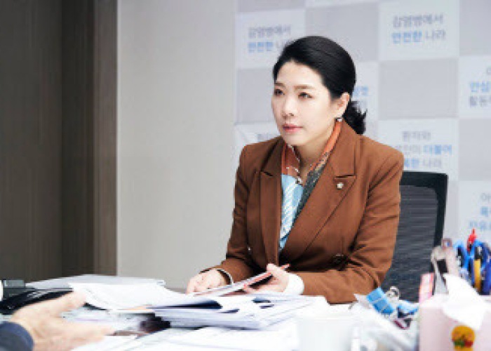 ‘간호법’ 소신 지킨 두 의원…신현영·최연숙이 그리는 청사진