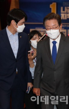 "박지현에 비대위원장 맡긴 건 이재명"…민주당, '참패 책임' 공방