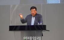 서정진 회장 공식 복귀...“신규 시밀러 3.5조 매출, M&A 본격화”(종합)