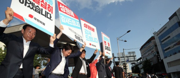 호남 15%벽 뜷은 보수…이준석, 광주찾아 "신뢰에 감사"