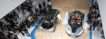 BMW i3, i8 `미래 자동차에 대한 뜨거운 관심`                                                                                                                                                       
