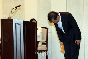 박원순 서울시장 `허리숙인 여대 강연`                                                                                                                                                              