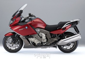 [와글와글 클릭]BMW, 6기통 바이크 `K 1600 GT` 출시..3350만원                                                                                                                                             