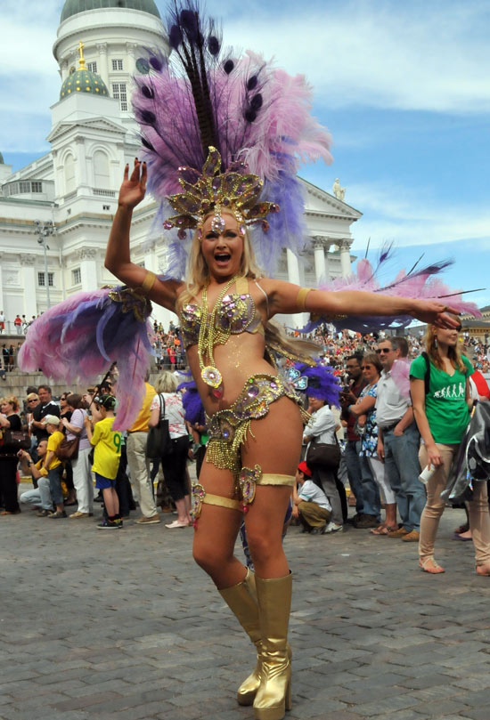  `삼바의 여인` 삼바의 매력에 흠뻑빠져..                                                                                                                                                           