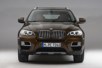 새롭게 탈바꿈한  BMW `뉴X6` 출시                                                                                                                                                                  