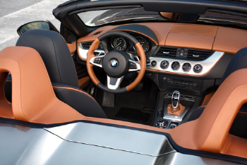 'BMW 자가토 로드스터' 스티어링휠과 대시보드                                                                                                                                             