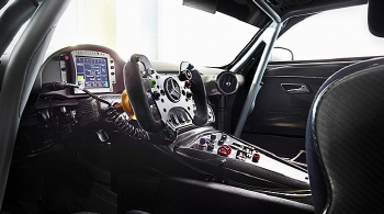 벤츠 'AMG GT3', 복잡한 실내 구조                                                                                                                                                        